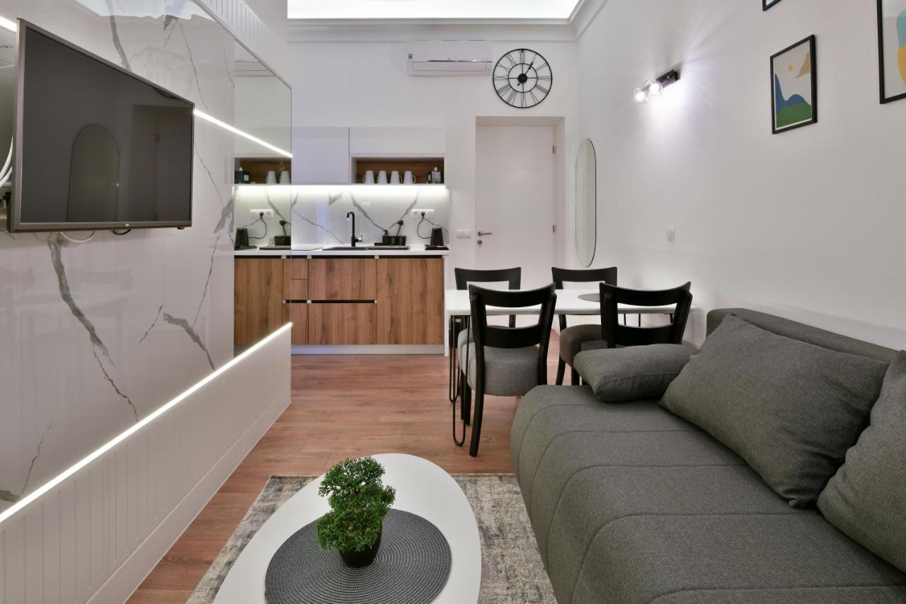 Luxury Galla Apartments In The City Center Sarajevo Exterior photo